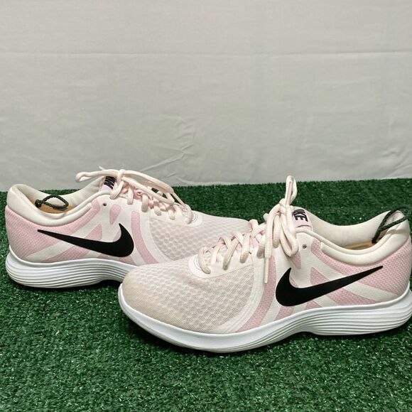 Nike Women's Revolution 4 Running Shoes size 7.5 (OKPM-05-019) - Picture 1 of 11